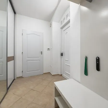 Apartmán Historic Center Apartment, Quiet Courtyard View *