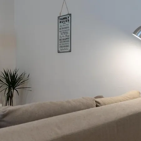 Historic Center Apartment, Quiet Courtyard View Apartmán Bratislava